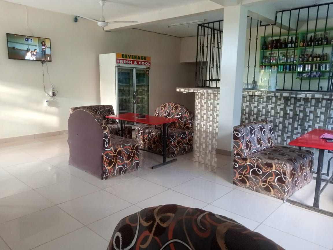 bar